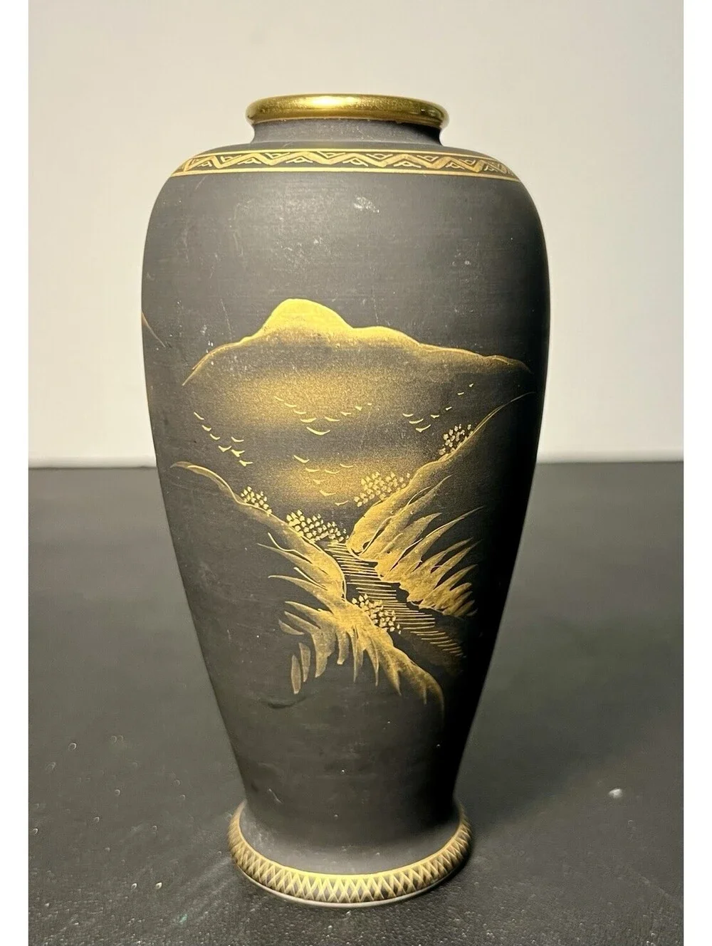 Japanese Vintage 1950s Sansui Landscape Porcelain Vase Gold On Grey Taiga, 2x6”